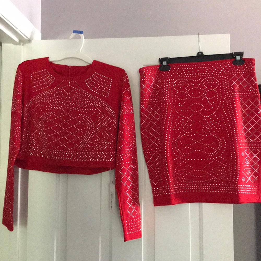 Pencil skirt/crop top set